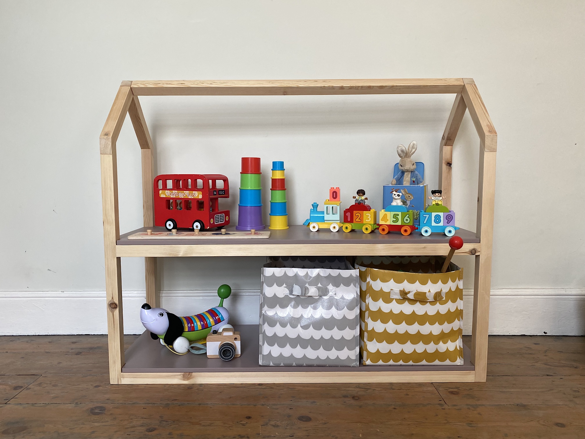 DIY House Shaped Toy Unit